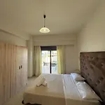 Steve's Apartamento Faliraki