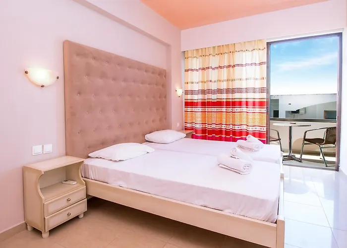 アパート Steve's ファリラキ